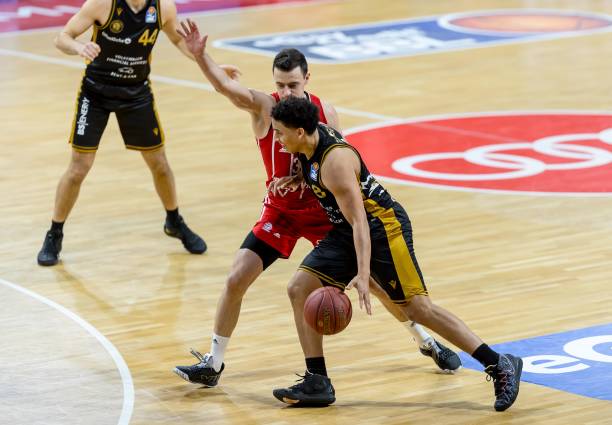 争夺一席之 争夺一席之