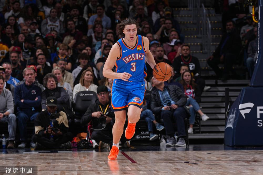 在当今女子 在当今女子