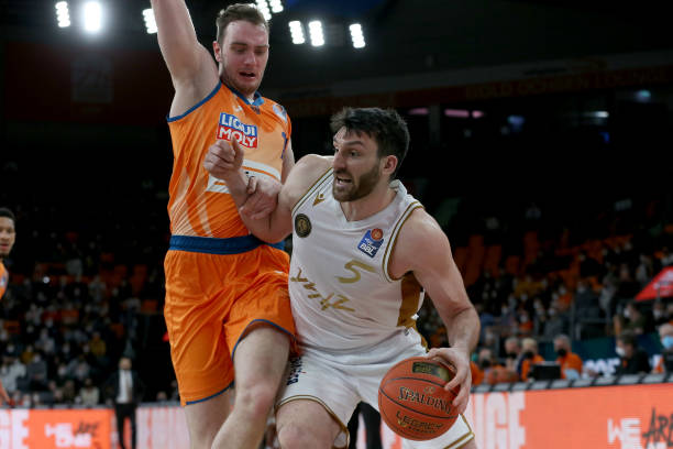 晋级主动权 晋级主动权